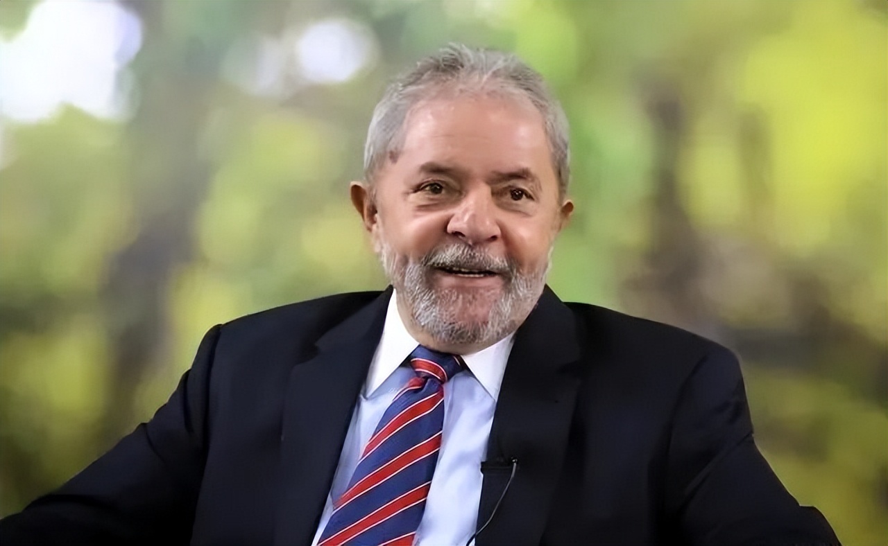 南十字星座照耀下的国家——写在巴西总统卢拉访华前夕