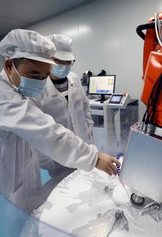 说一个人很牛是什么意思,形容一个人很牛的成语