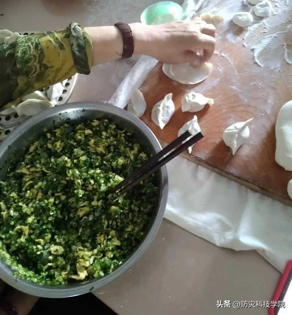 开学了看看你们的行李箱,开学指南之行李箱