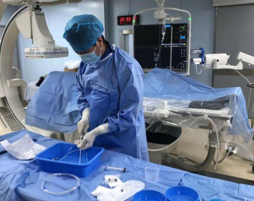 介入手术后发烧正常吗,介入治疗发烧多久才正常