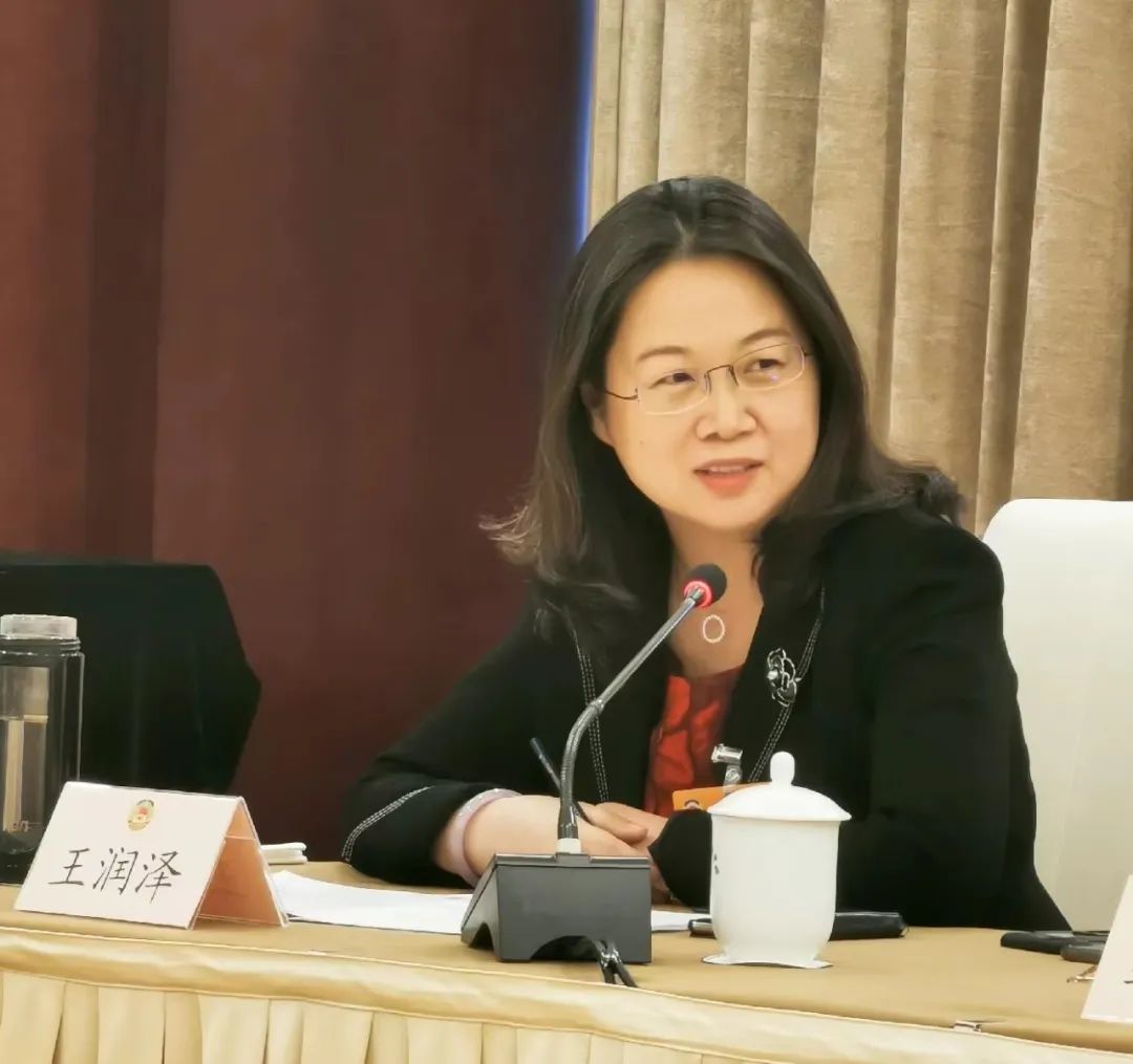 我们找到了人大最美的她！