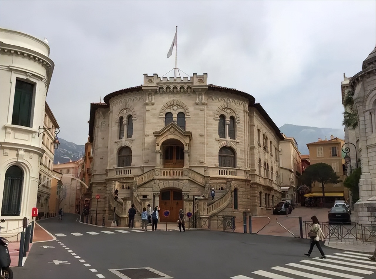 摩纳哥人均收入多少,摩洛哥平均收入水平