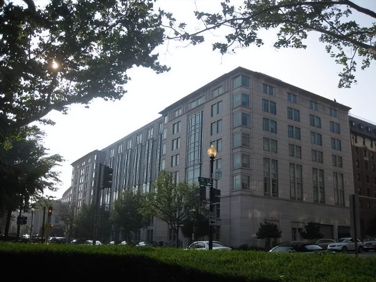 乔治华盛顿大学名人,乔治华盛顿大学美国国会