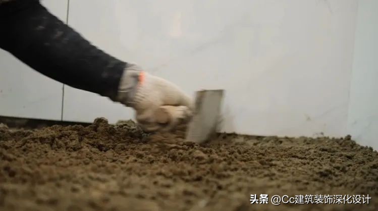 水泥地面铺瓷砖耐用吗,庭院铺什么瓷砖耐用