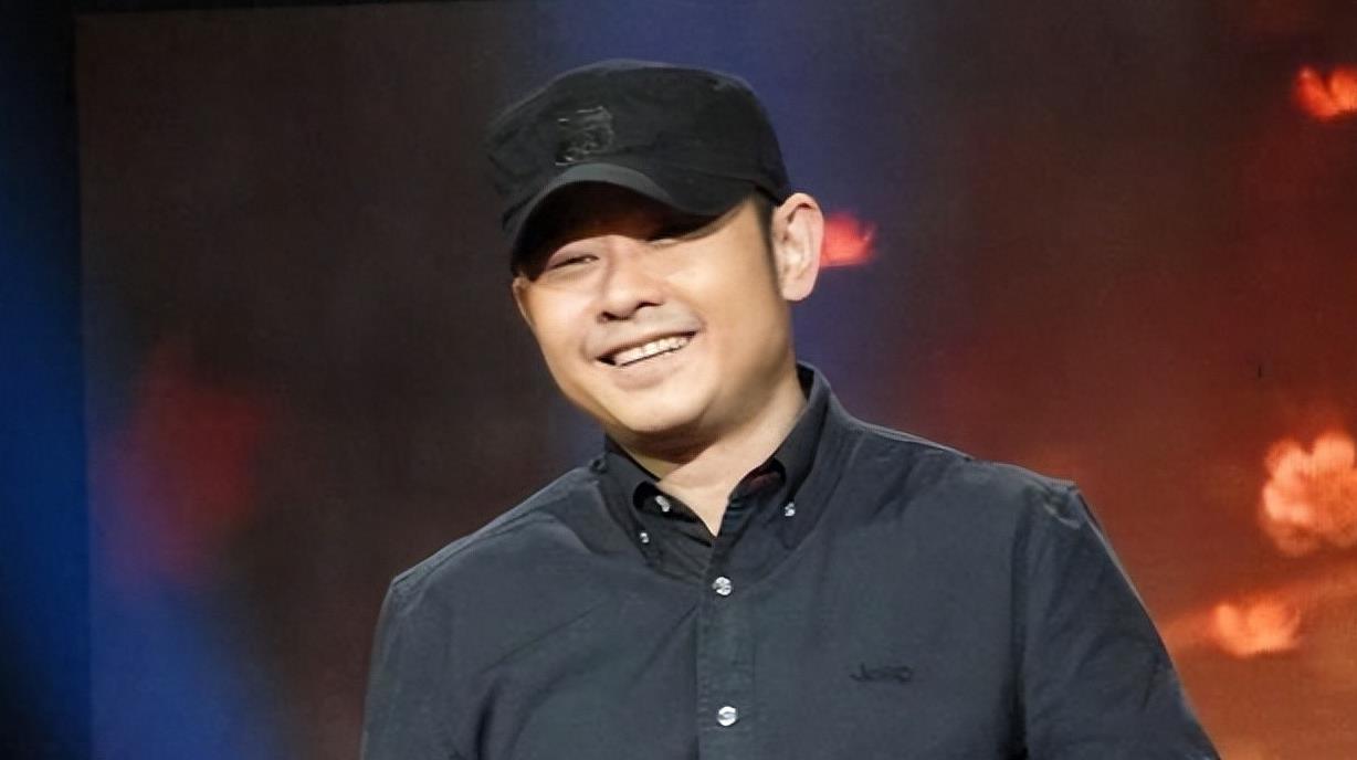 无耻之徒男的抱女的,无耻之极的男人