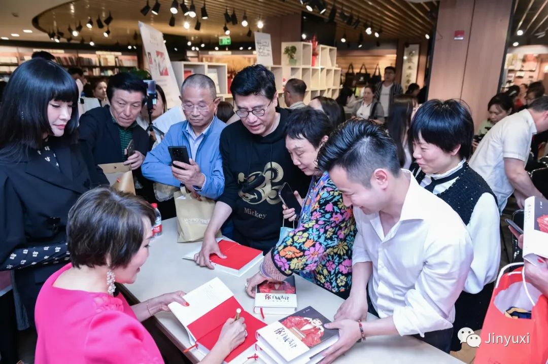 时隔三十年，我重回三联书店