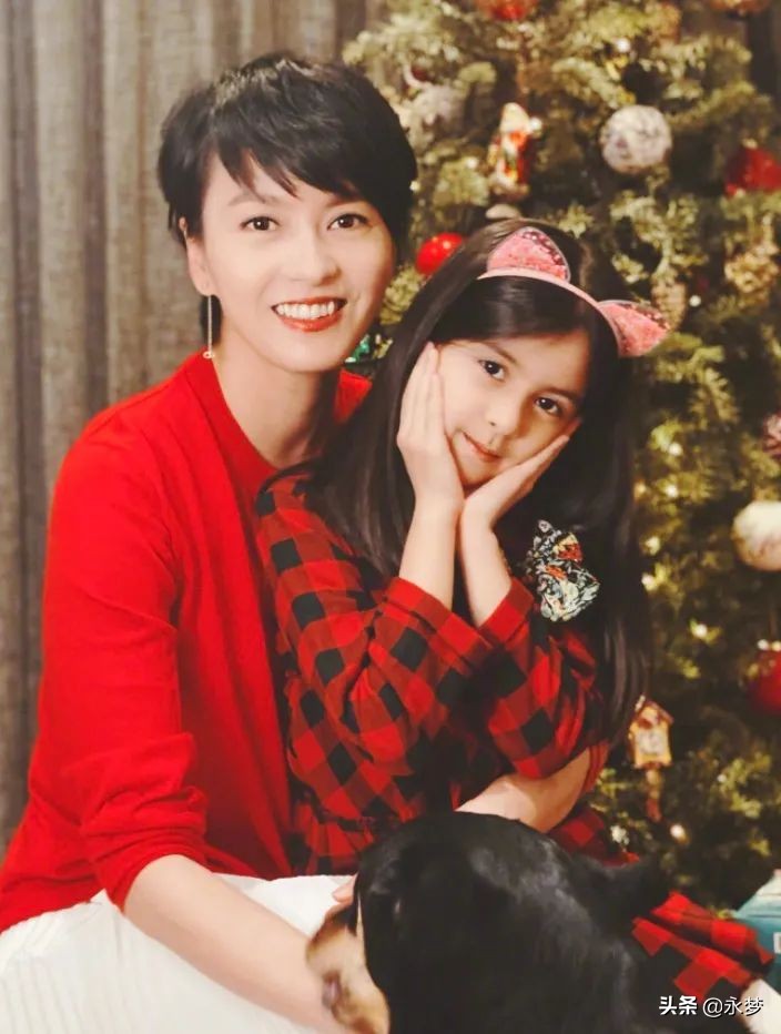 美女遗传基因很重,一代美女