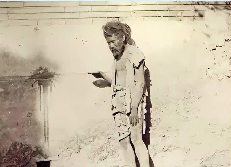 老照片:掠夺伊拉克黄金的美军,与德军合影的波兰*妓军**