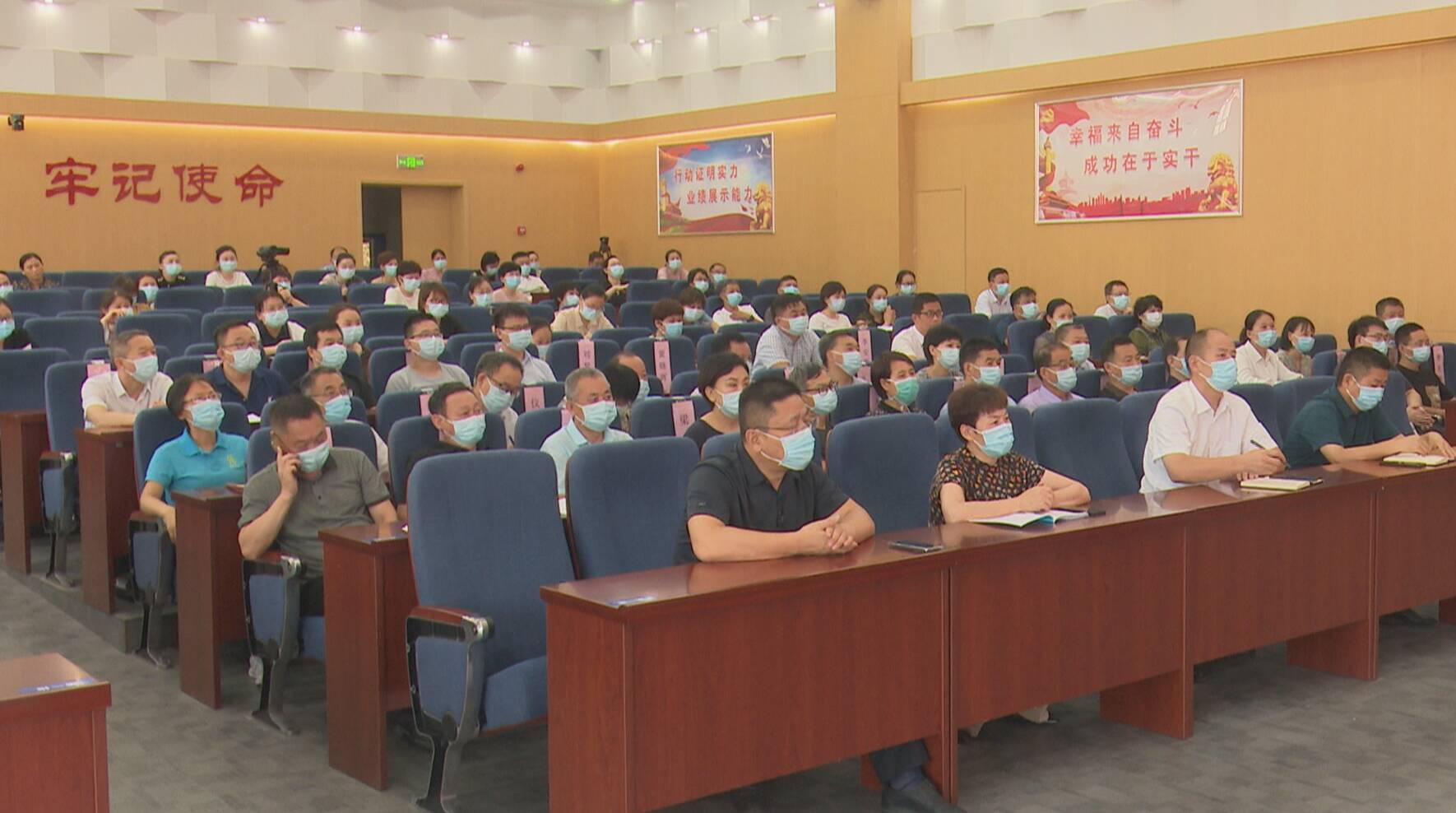 人民医院纪念护士节暨表彰大会,山东中国医师节庆祝大会