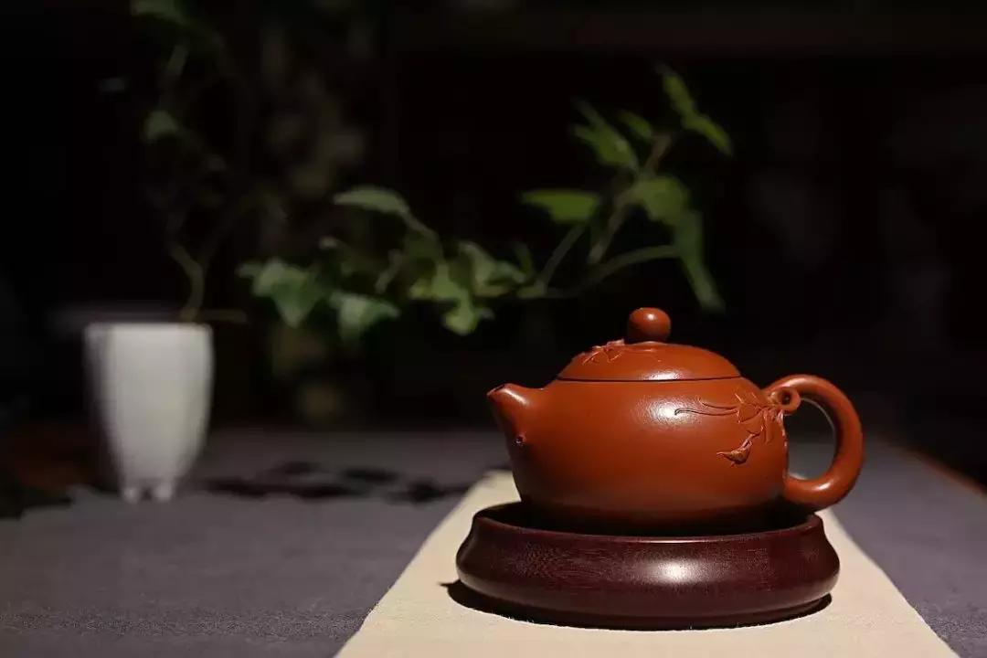 紫砂壶的鉴别方法图解大全,紫砂壶的鉴别方法及注意事项