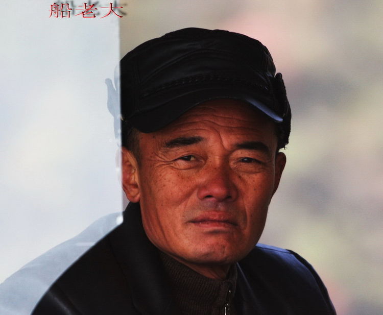 廿万公里六章，要看两岸猿声啼不住，只需要在大昌古镇150元租船