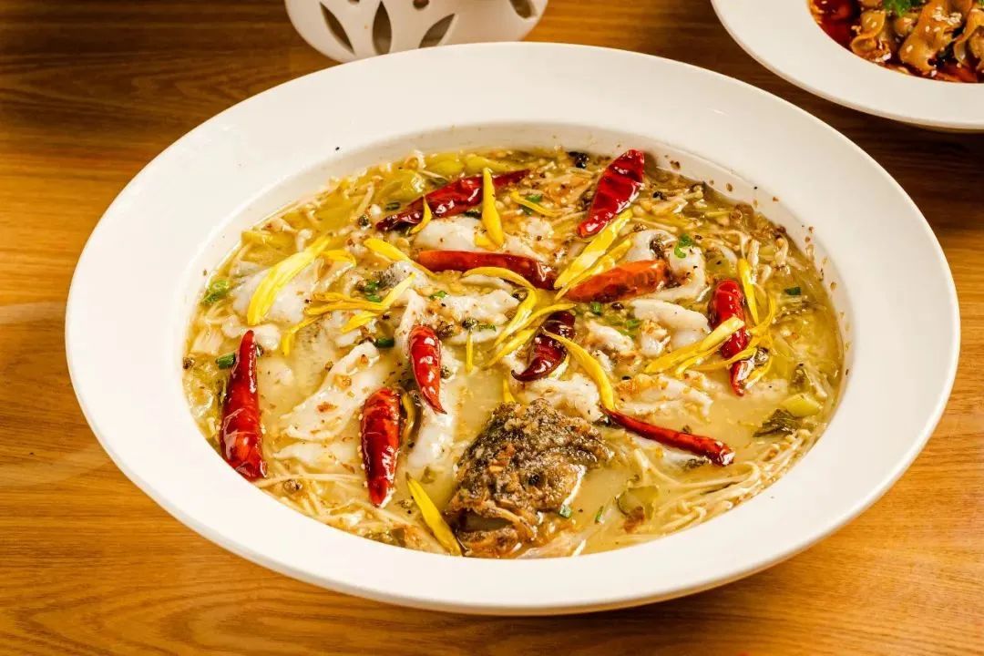 承包你一天的吃喝玩乐，酸菜鱼，烧烤，电竞...全都有