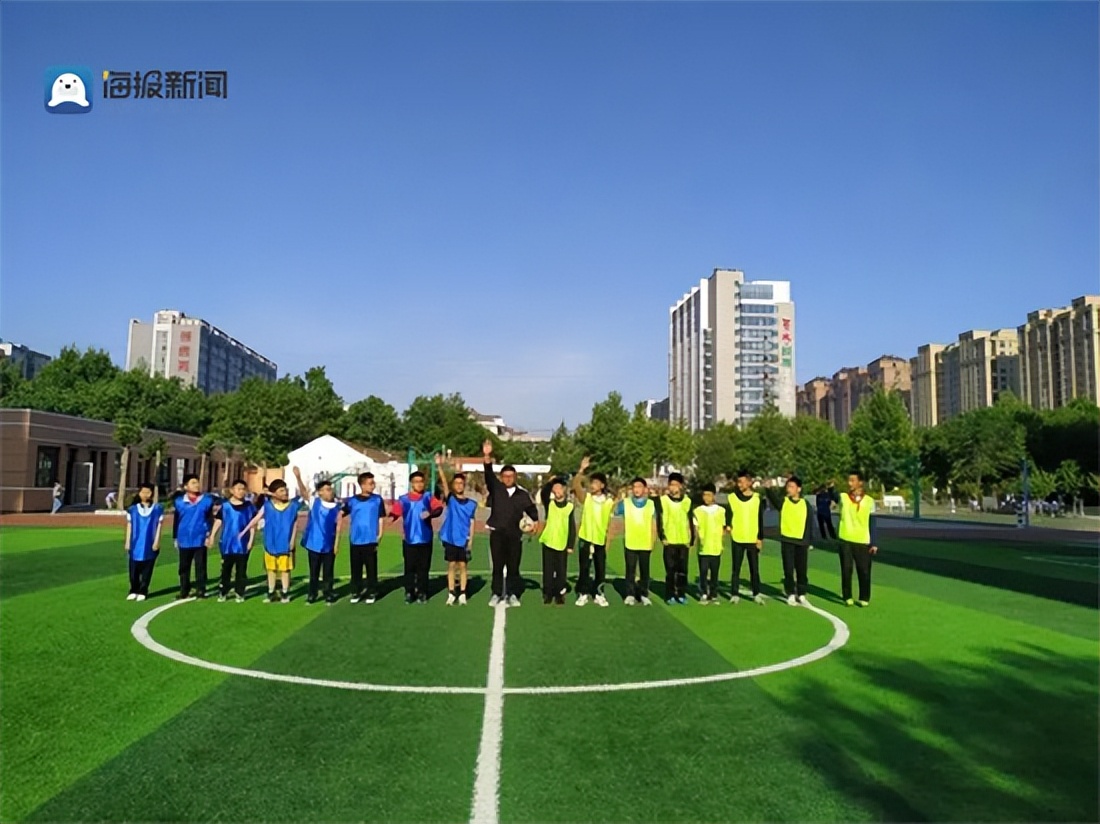 潍坊市奎文区明德学校足球比赛,潍坊市奎文区小学足球比赛