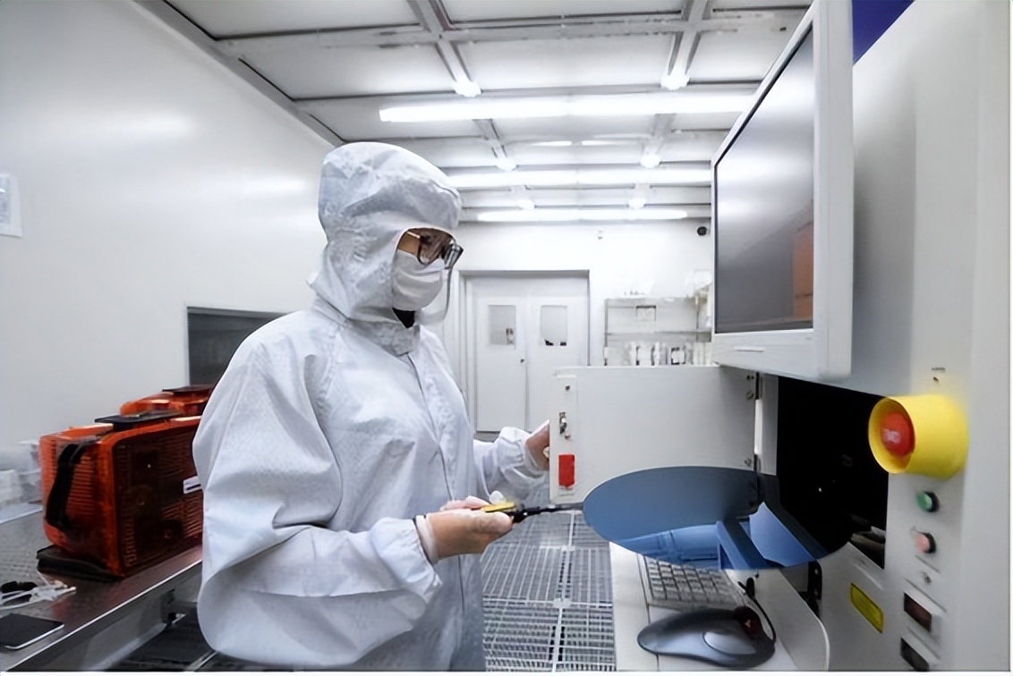 小米公司采取双重股权制度的目的,小米的股权结构