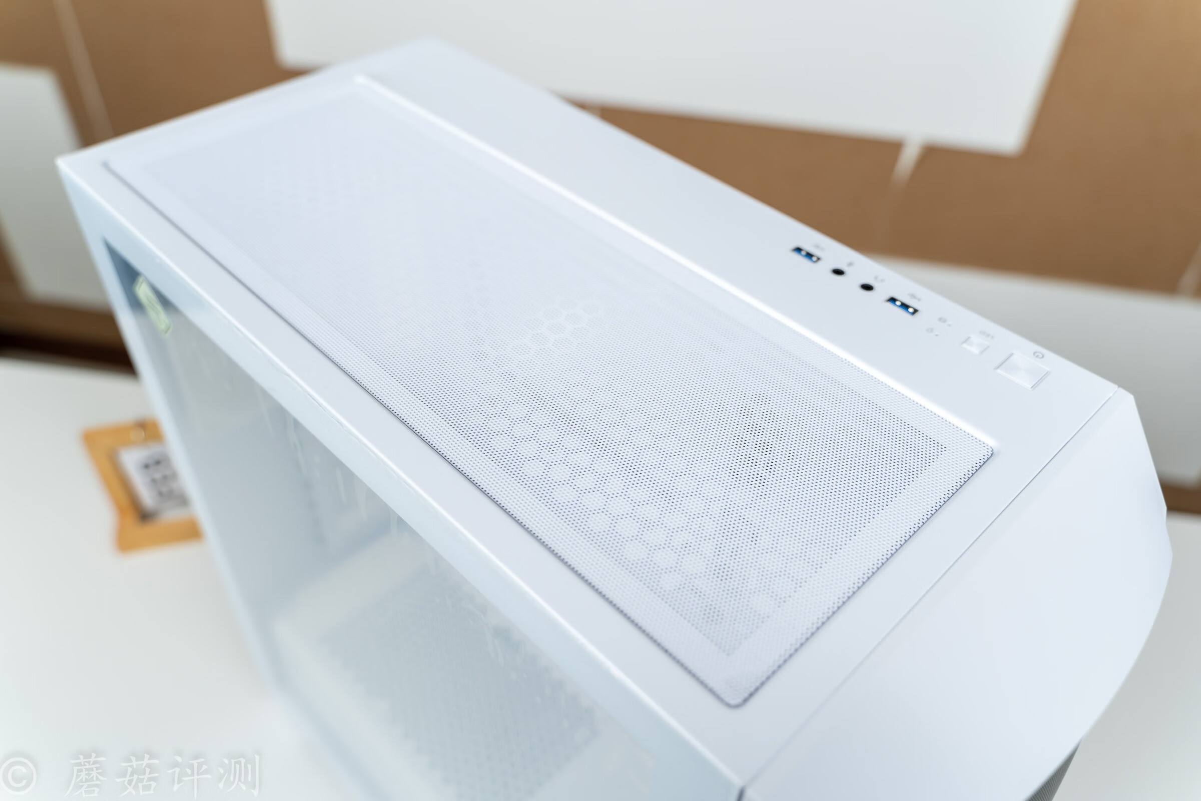 安钛克性价比最好的机箱,散热好不积灰的机箱