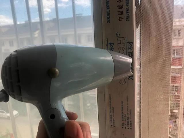 电吹风的妙用治疗感冒,电吹风的妙用有哪些