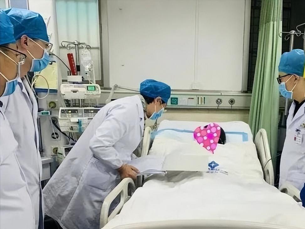 21岁女孩肠道溃烂,女子一周七次肠道溃烂