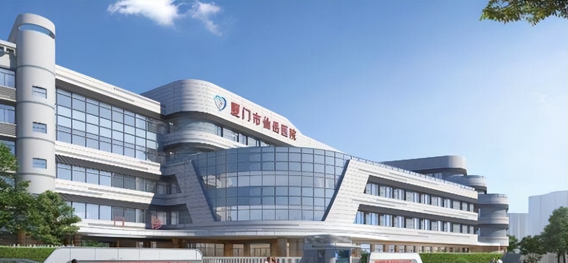 六旬男医生，趁体检猥亵患者，舔女病人*处私**，事后只被拘留5日