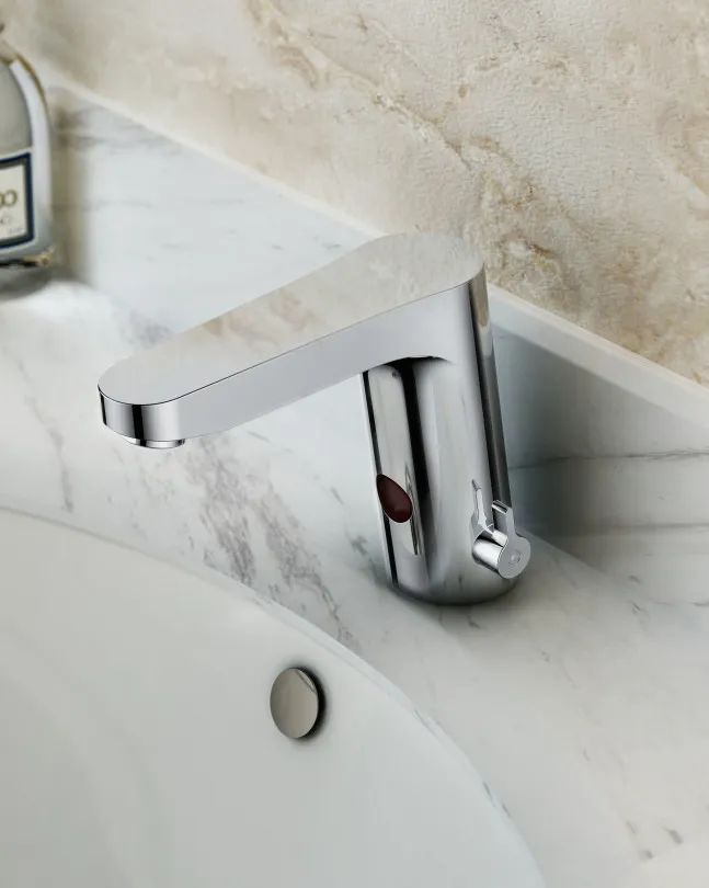 红外感应开关为什么总亮,红外探测仪为什么对着墙响