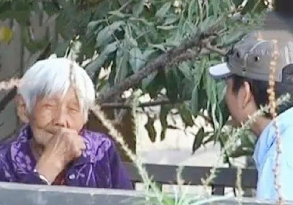 戏精贪官：为当清官让母亲去捡垃圾，还让下属假扮“黄羊”