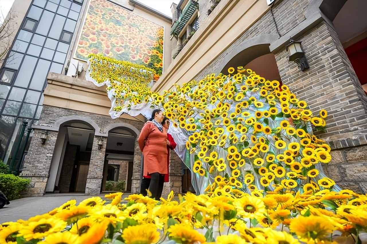 夏色初染泉城一起来找找济南府里的中国色吧~