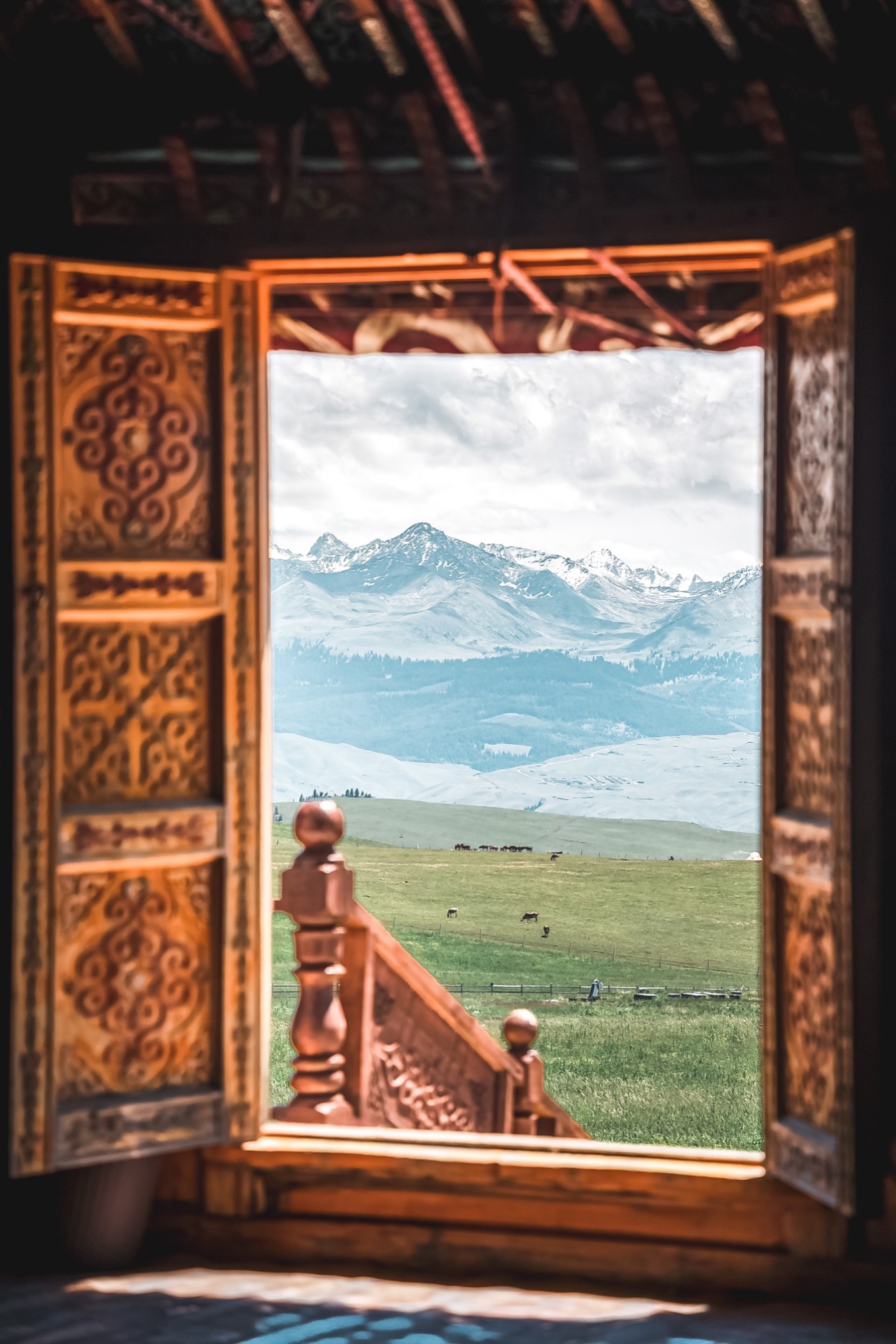 去新疆发现伊犁的美,世界之美尽在伊犁