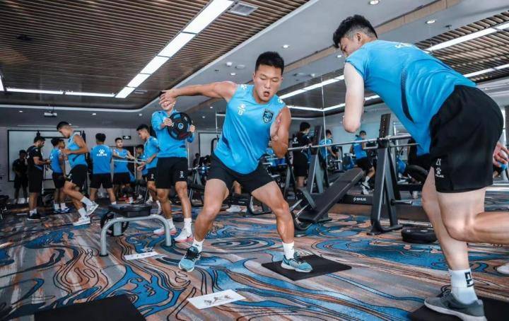 中甲一年需要花费多少钱,中甲最便宜票价