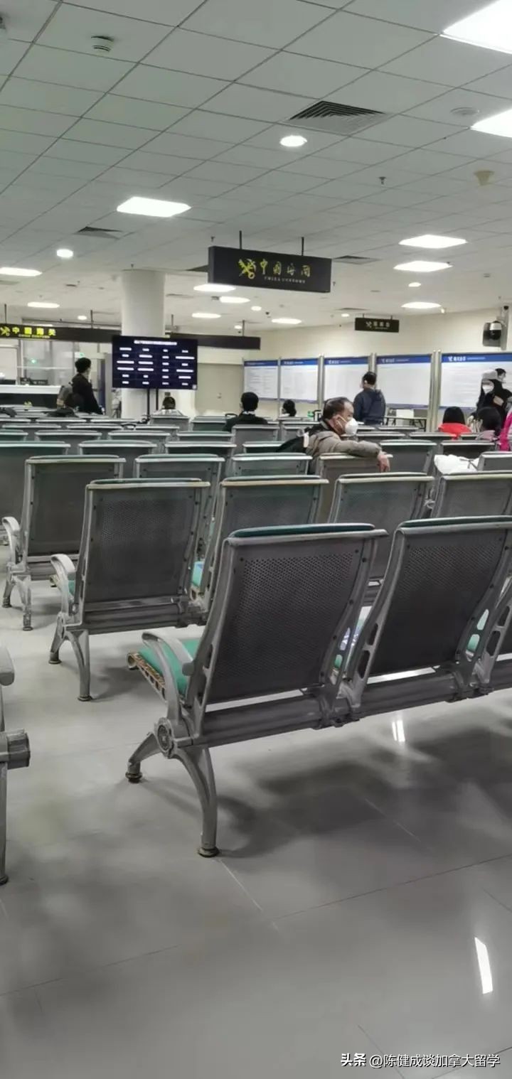 国内调整COVID-19防控政策之际,家长朋友萍姐加拿大回国入境纪实