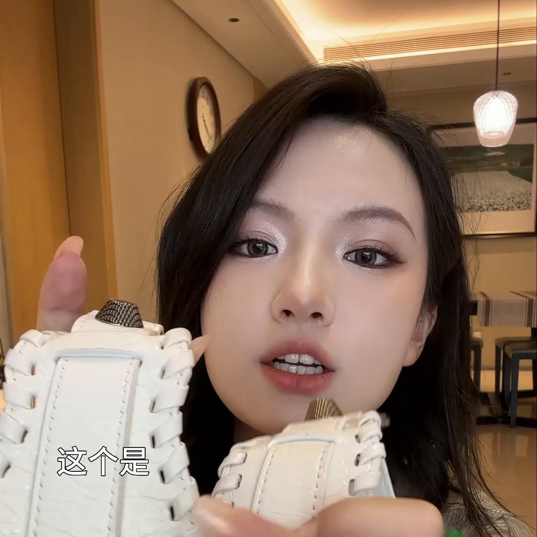 两百的包,两百的包包算贵吗