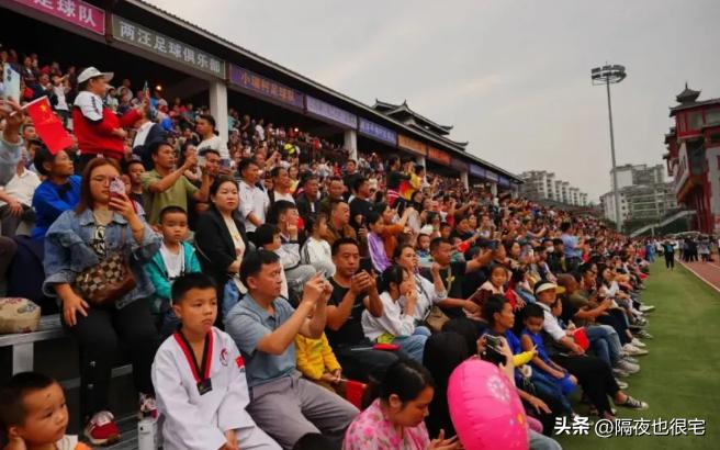 董路被怼最惨的一次,董路被反驳的最狠的一次