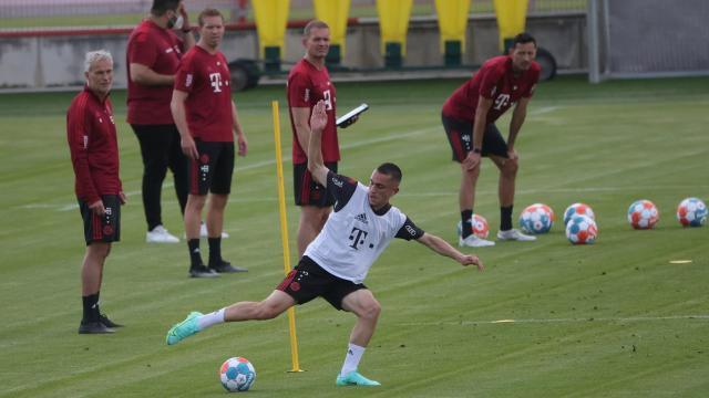 对门兴究竟能不能踢？纳帅：替补全是业余球员我也要赢