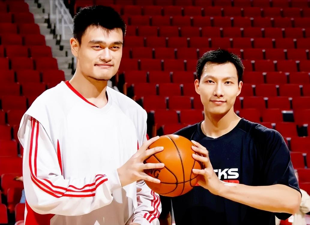 易建联老婆荆灵个人简历,易建联和妻子荆灵