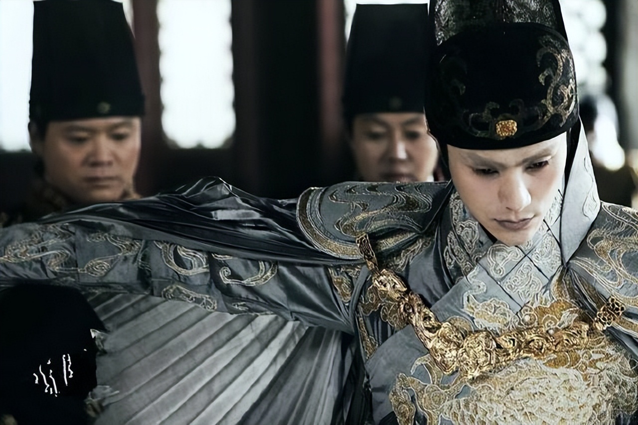 宦官与太监在哪个朝代有明显区分,宦官和太监出现的先后顺序