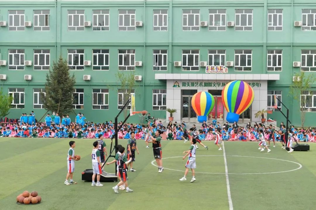 两千学生霸气登场的中杉金杉树体育节！泰酷辣！