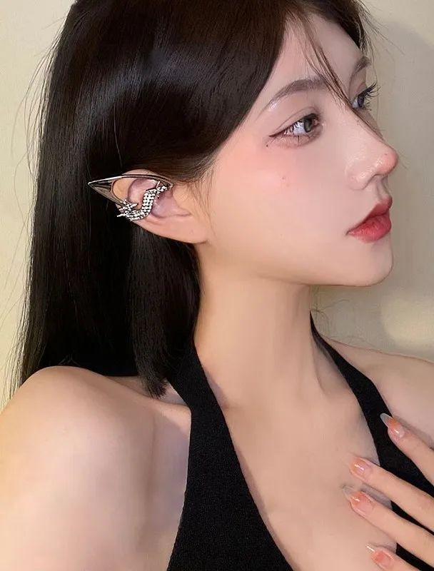 女生为了变美到底有多假动漫版,女生为了变美做整容手术