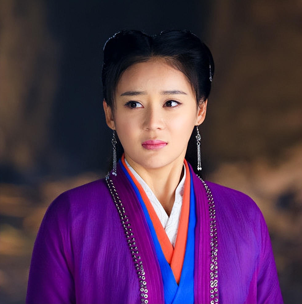 袁姗姗为什么被骂滚出娱乐圈,袁姗姗为什么放飞自我