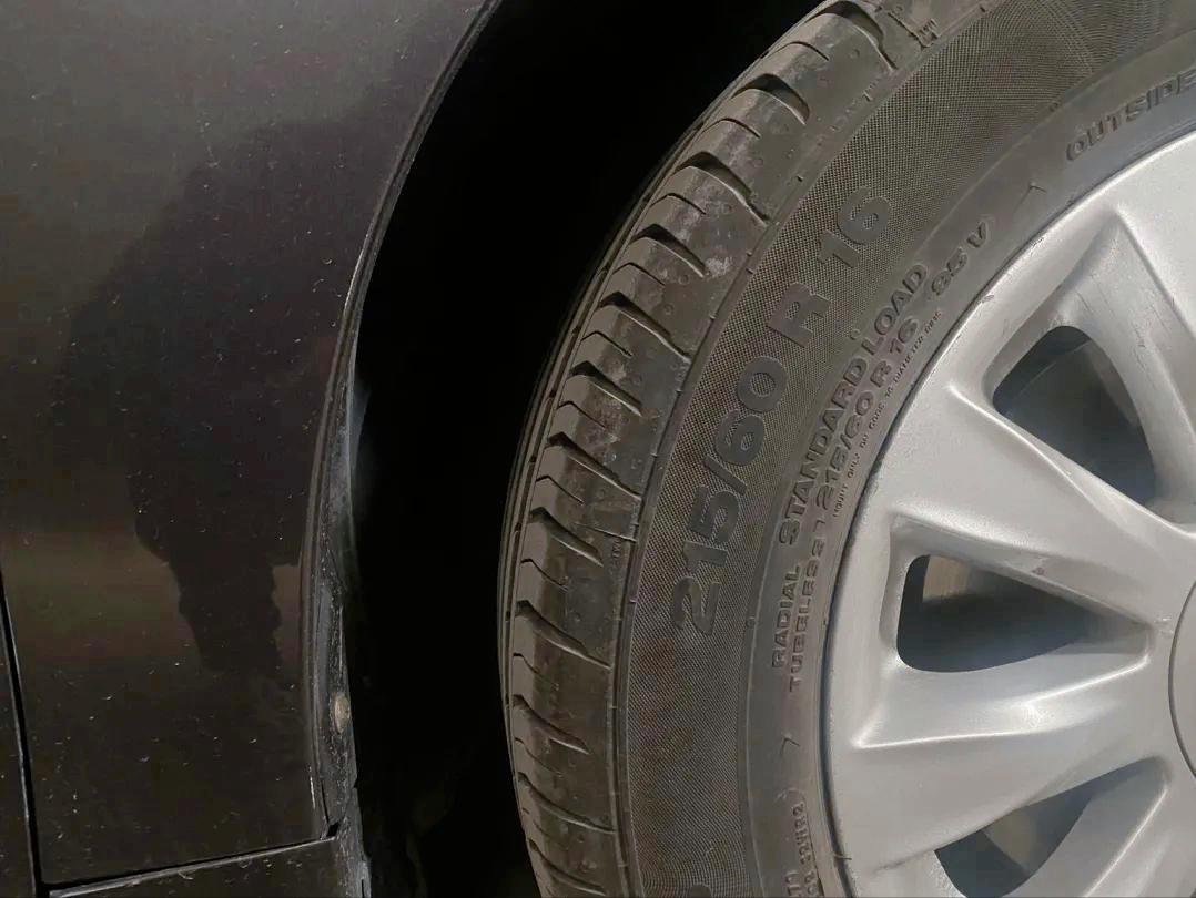 09天籁全车翻新整改多少钱,日产天籁自己撞烂了维修多少钱