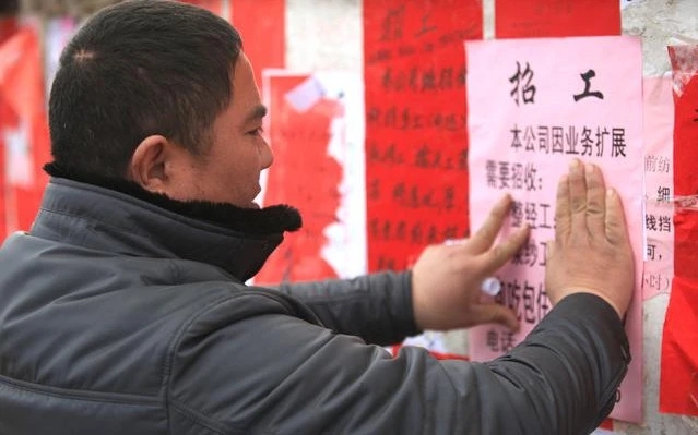 工厂老板每天工资多少正常,月薪5000双休和月薪1万单休