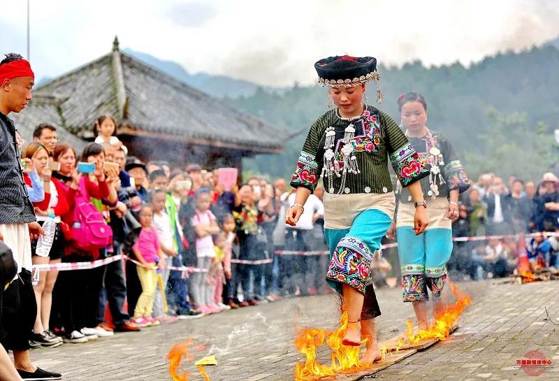 重庆万盛黑山谷景区,重庆万盛黑山谷民宿