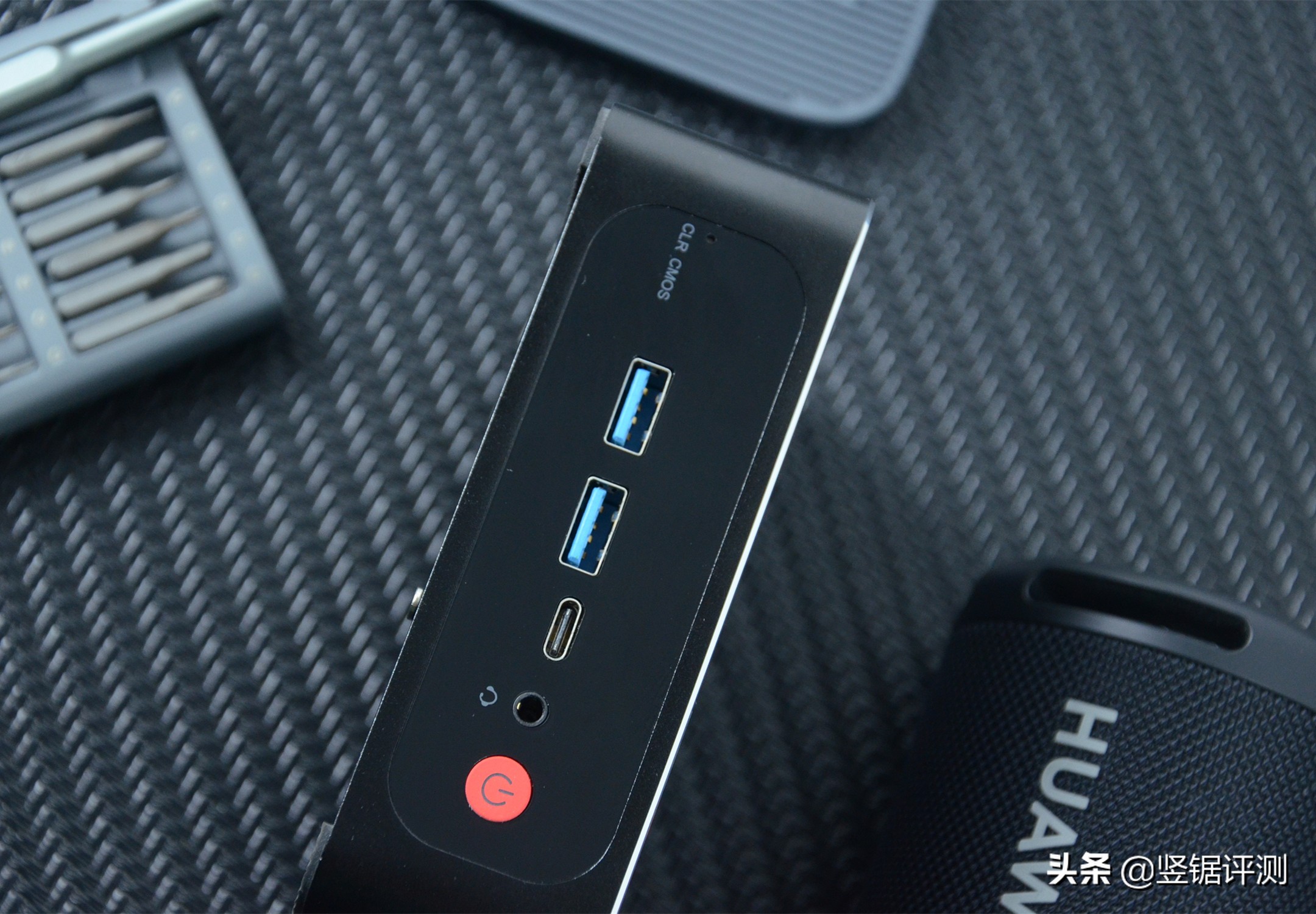 零刻ser5和ser4对比,零刻迷你主机ser6测评