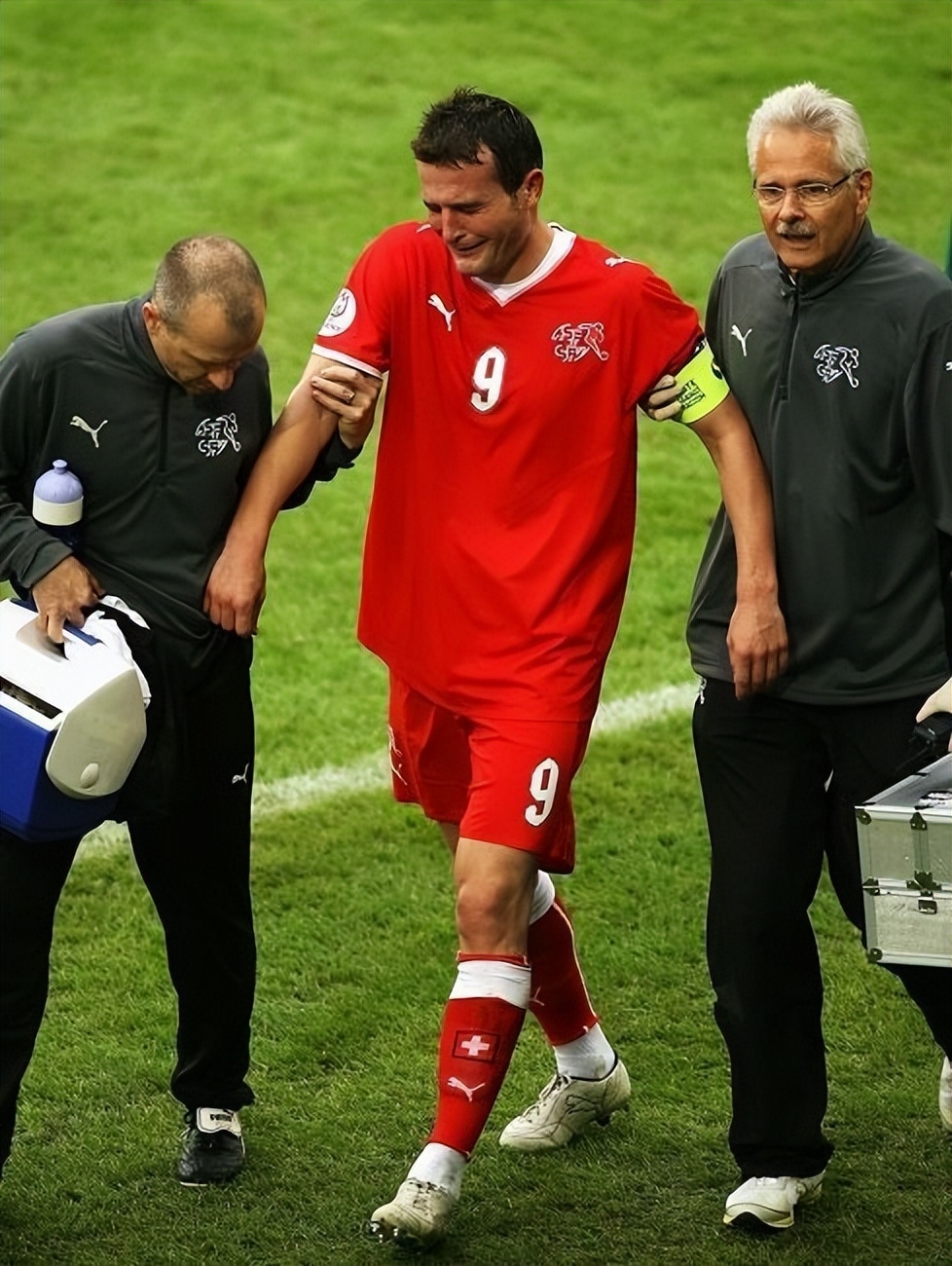 那些你没见过的足球图片,足坛最让人动容的图片