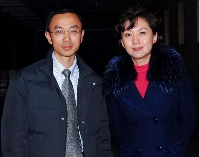 央视女主持海霞嫁大11岁教授,央视女主持海霞现如今过得怎么样