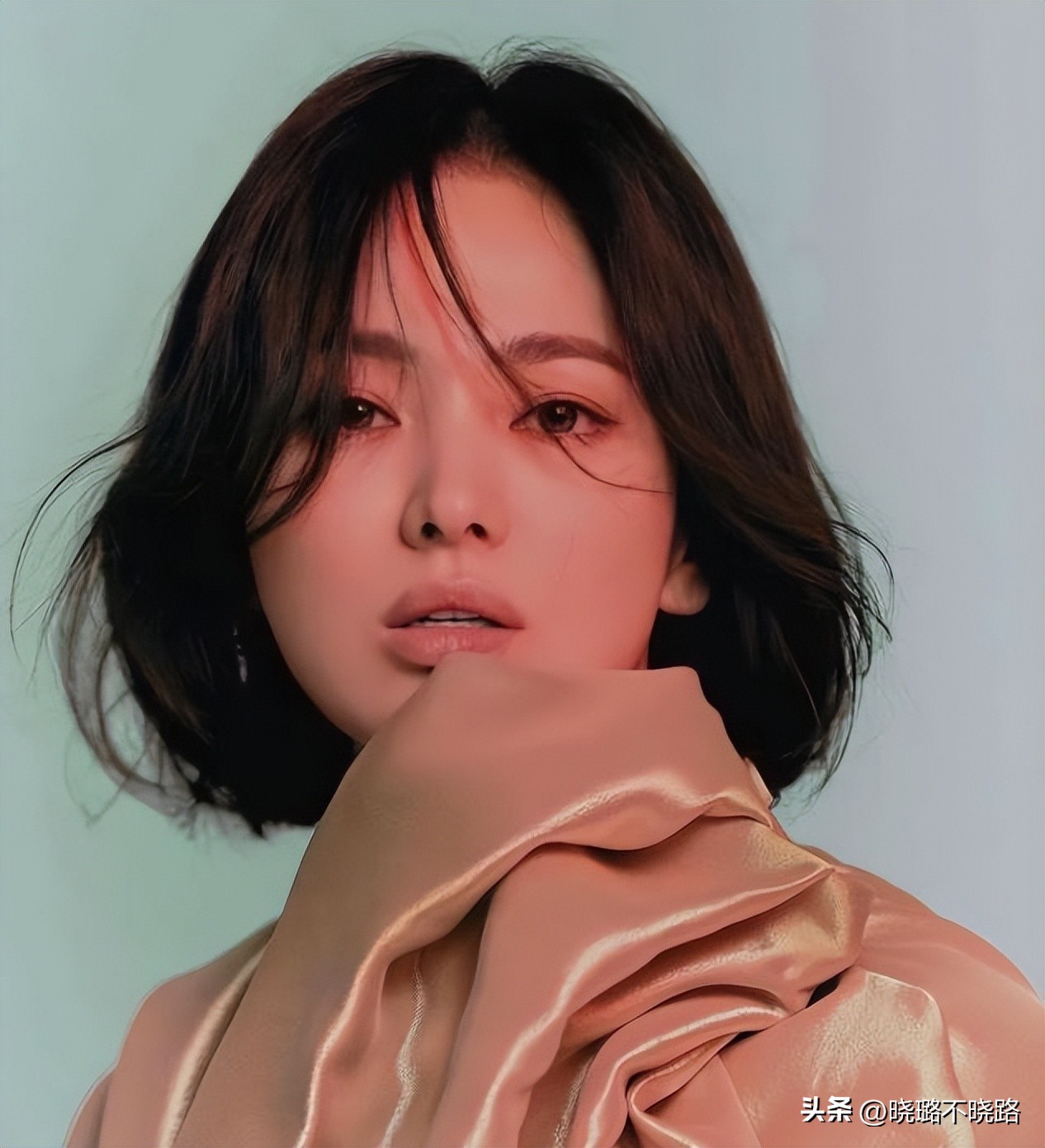 宋慧乔黑暗荣耀同款齐耳短发,宋慧乔新剧留齐耳短发清新干练