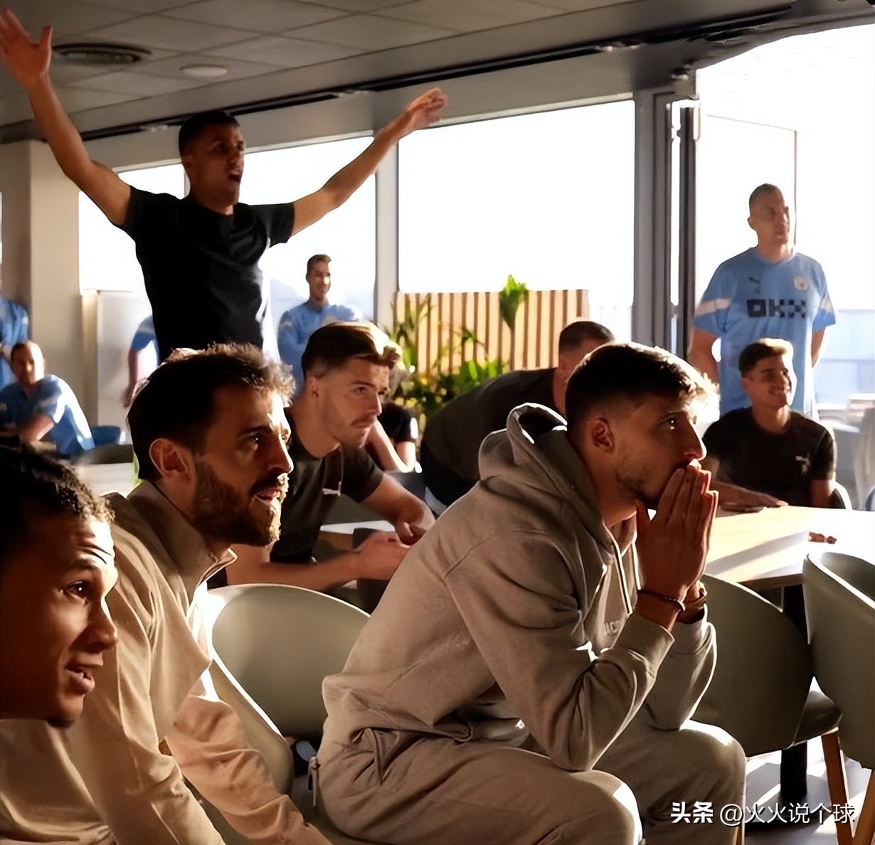 阿森纳5-2曼城夺冠赛况,阿森纳0-3惨败争冠无望