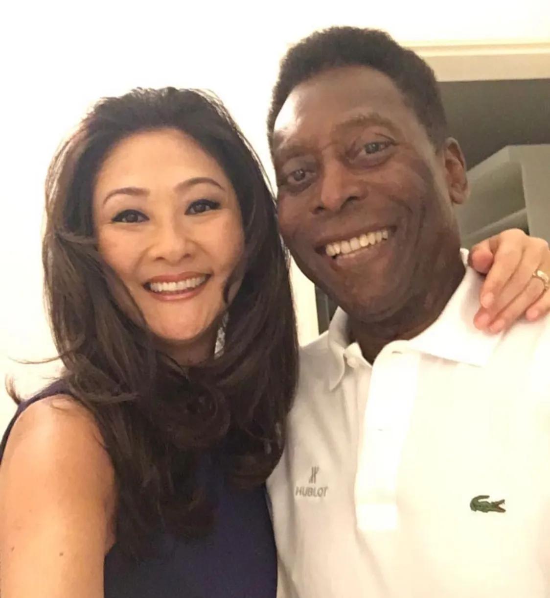 球王贝利与他的日本妻子,球王贝利第三任妻子