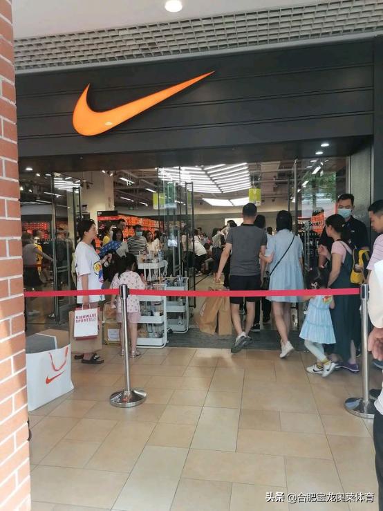 连云港阿迪折扣店加盟,耐克阿迪达斯加盟费用和条件