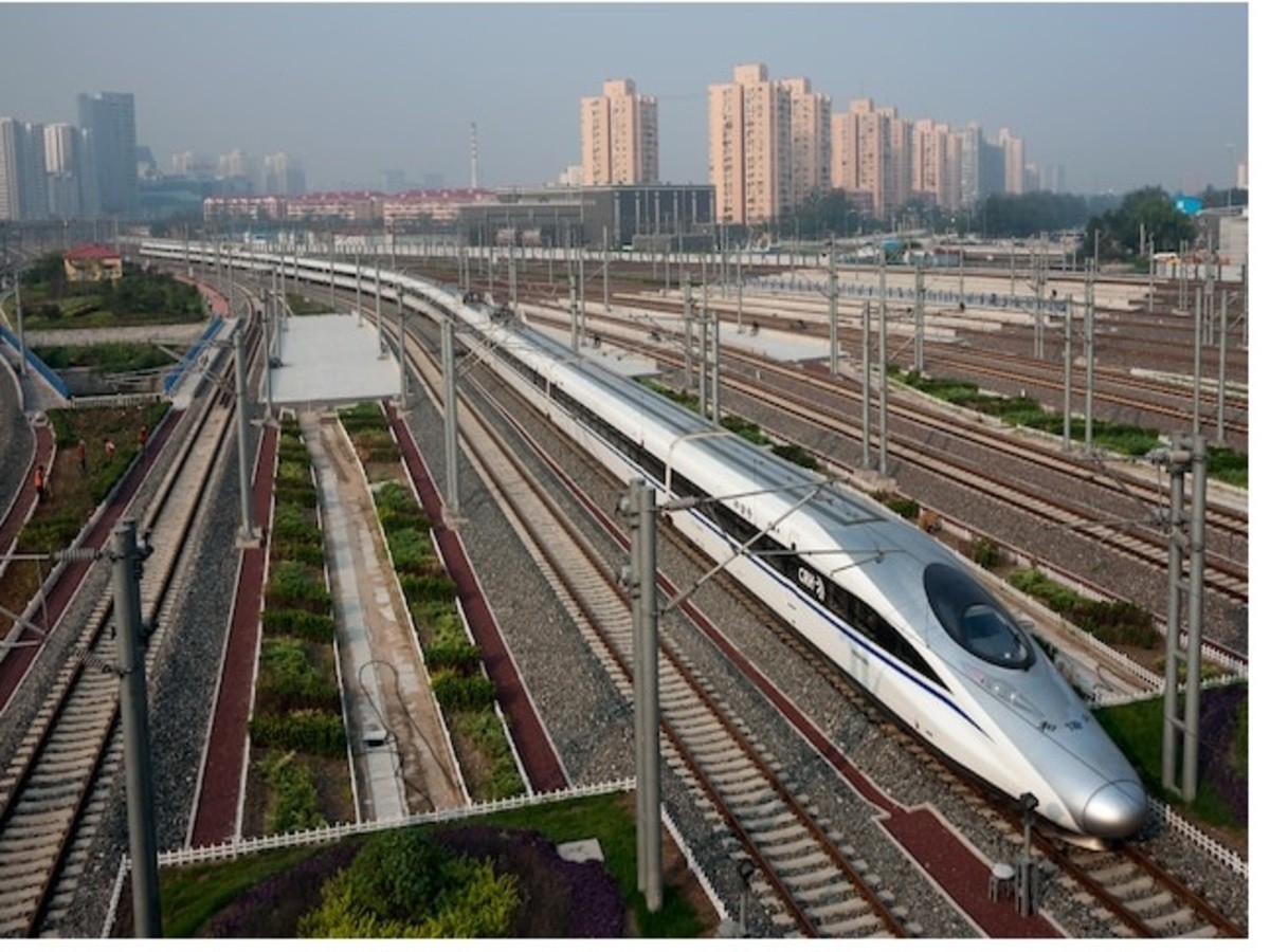 高铁和动车的区别在哪,高铁和动车里面的区别