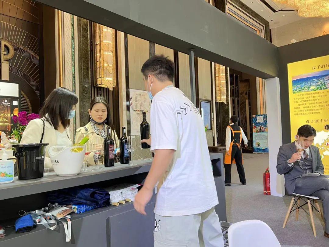 戎子酒庄一箱六瓶红酒,戎子酒庄倾力打造