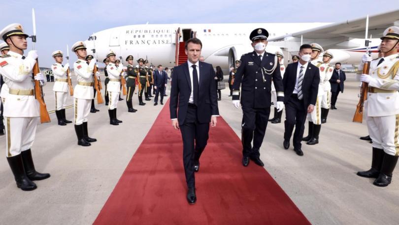 马克龙专机抵达广州,马克龙专机抵达白云国际机场