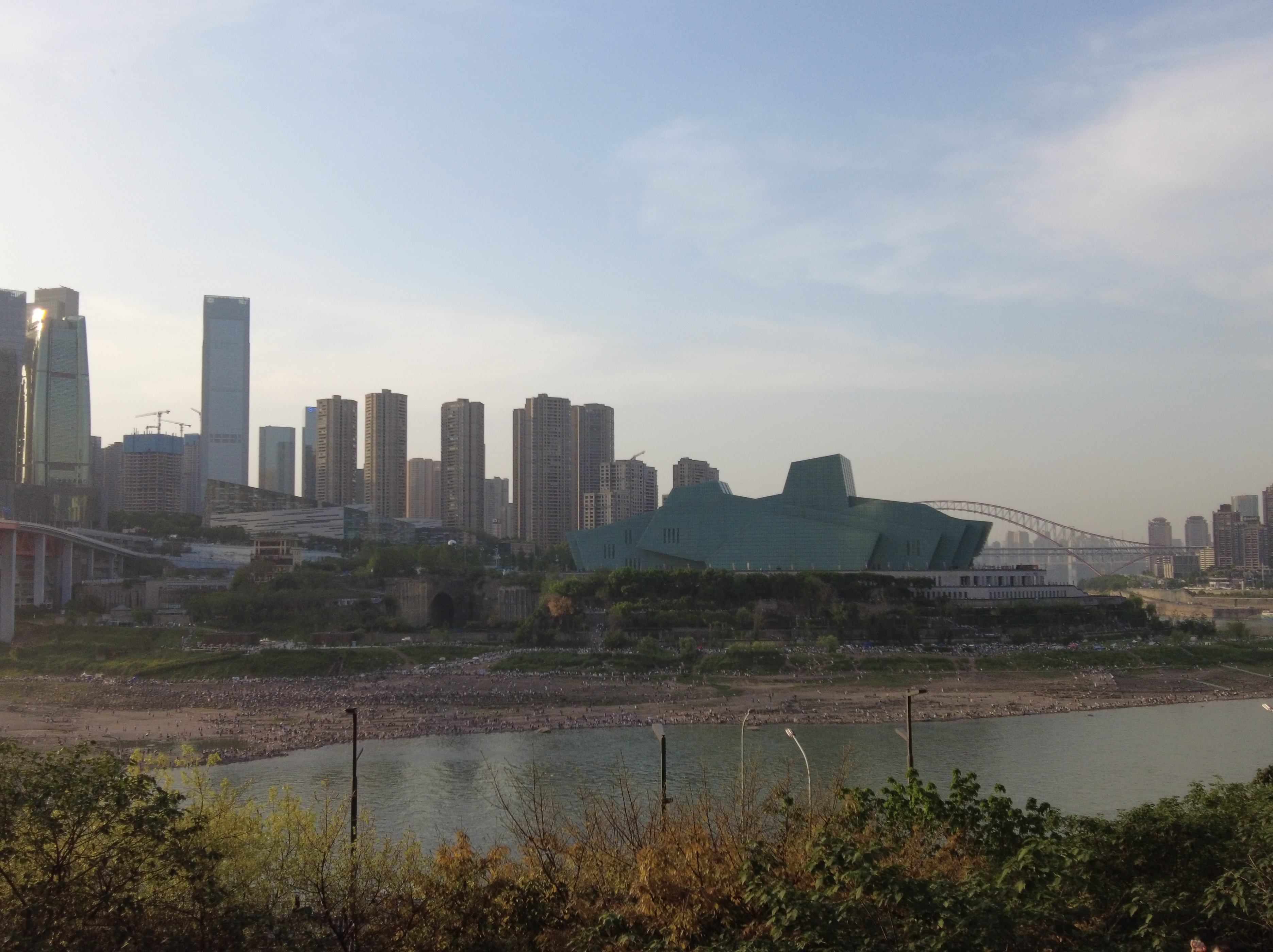 重庆封桥宠外地游客,重庆封桥封路方便游客